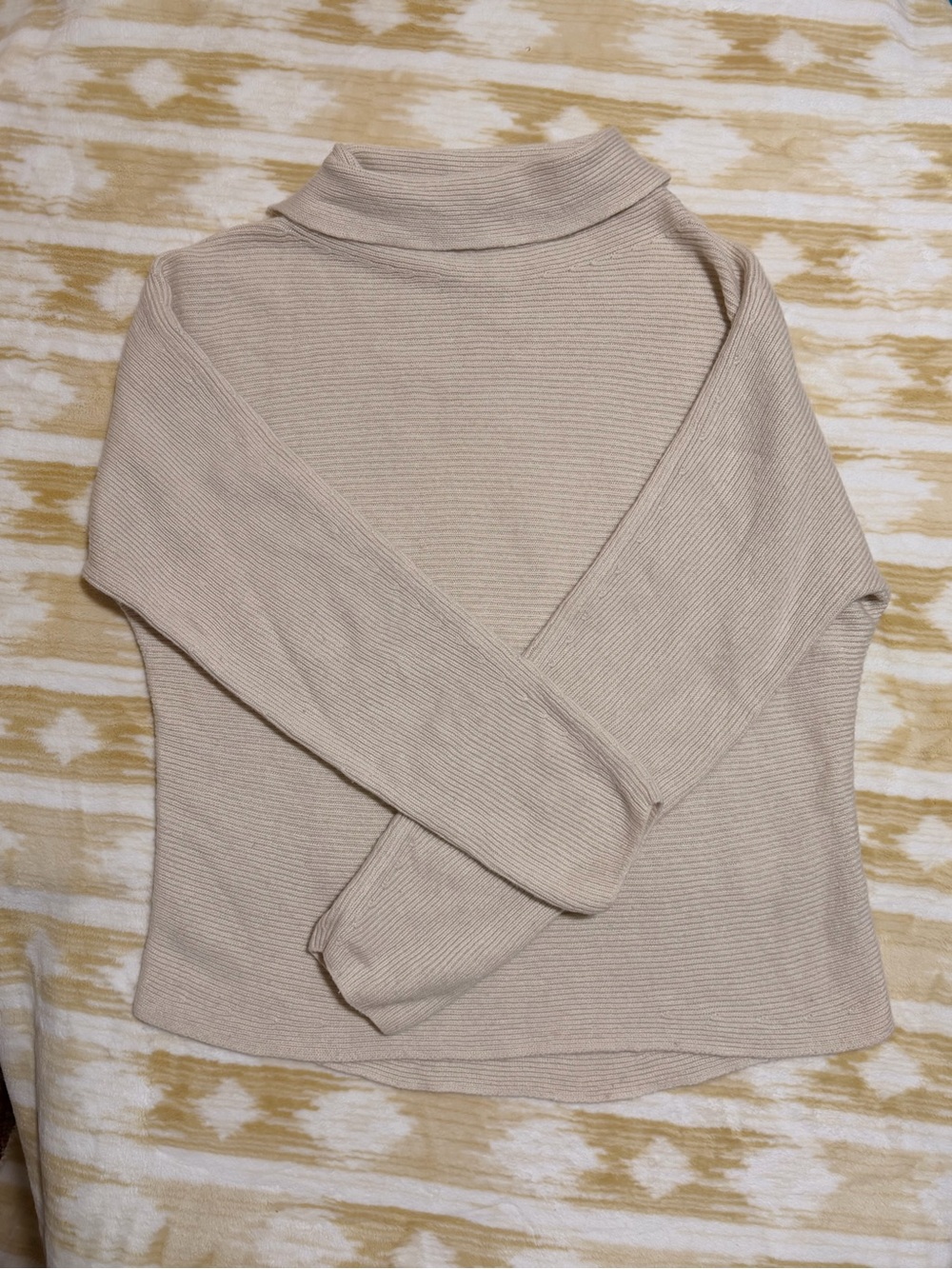 Vince Neutral Ribbed Cowl Neck Sweater in Beige size Medium